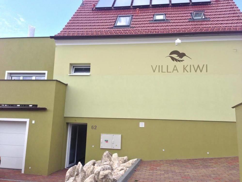 Villa Kiwi Mikulov Exterior photo